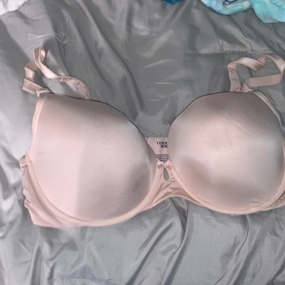 40DD TORRID BRA OBO